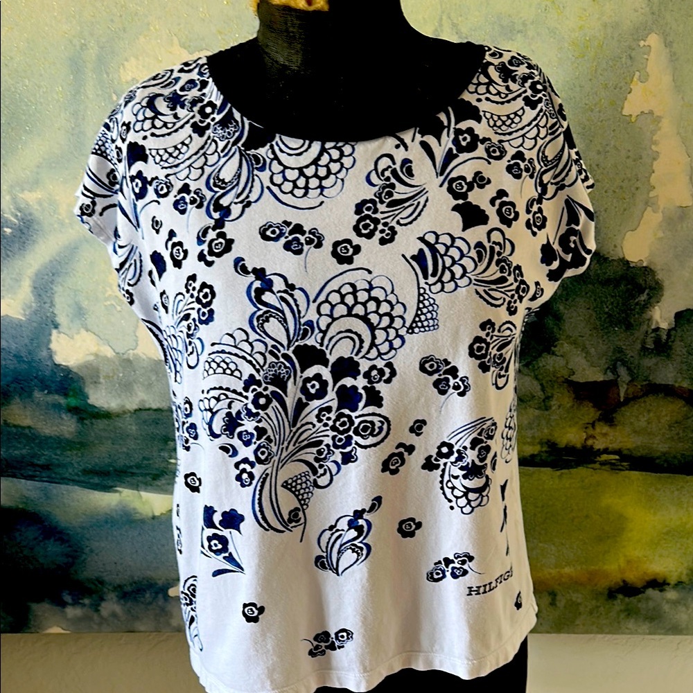 # Tommy Hilfiger s/p Navy and White t Shirt